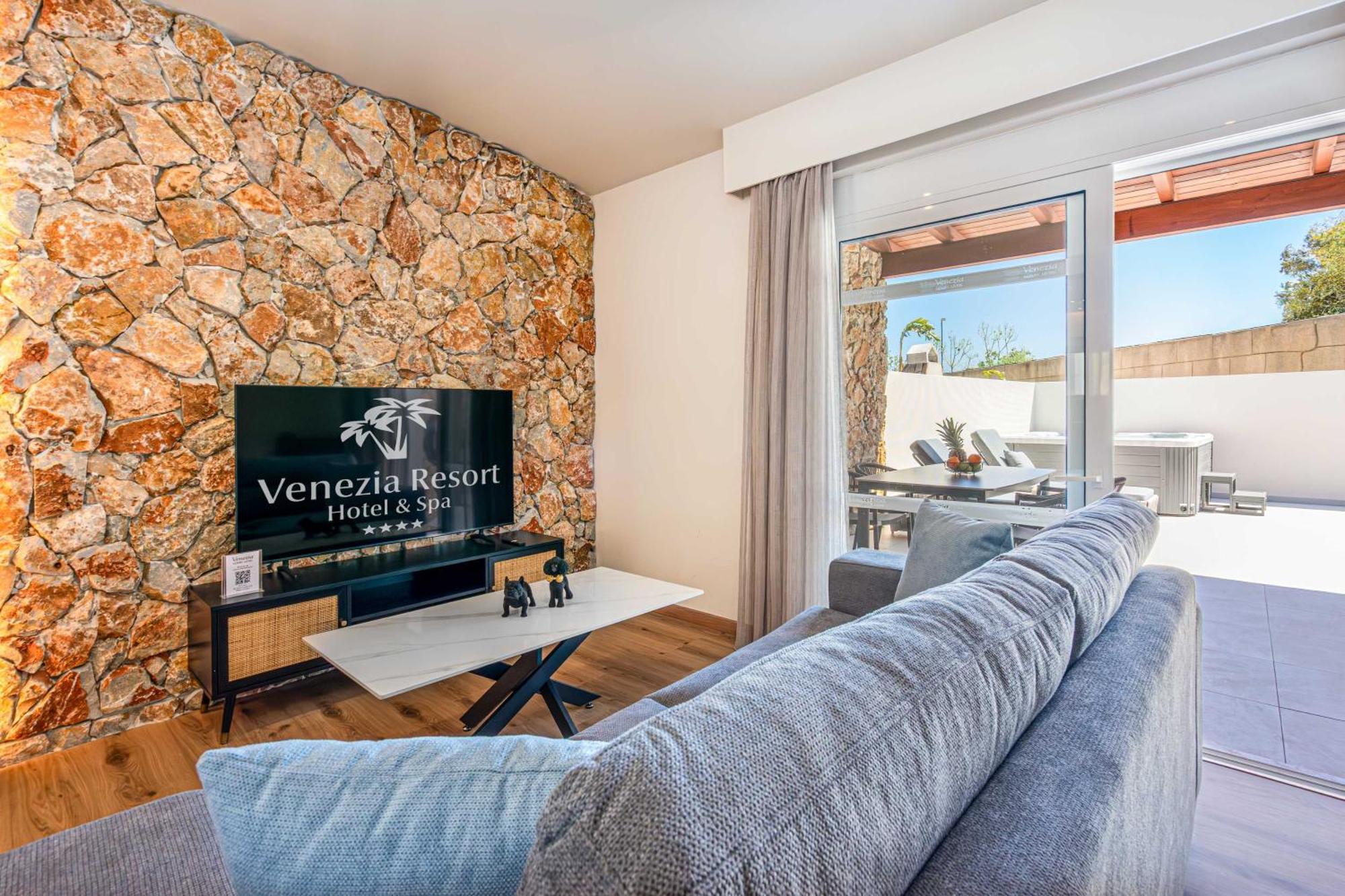 Venezia Luxury Living Villas, ฟาลิรากี ภายนอก รูปภาพ